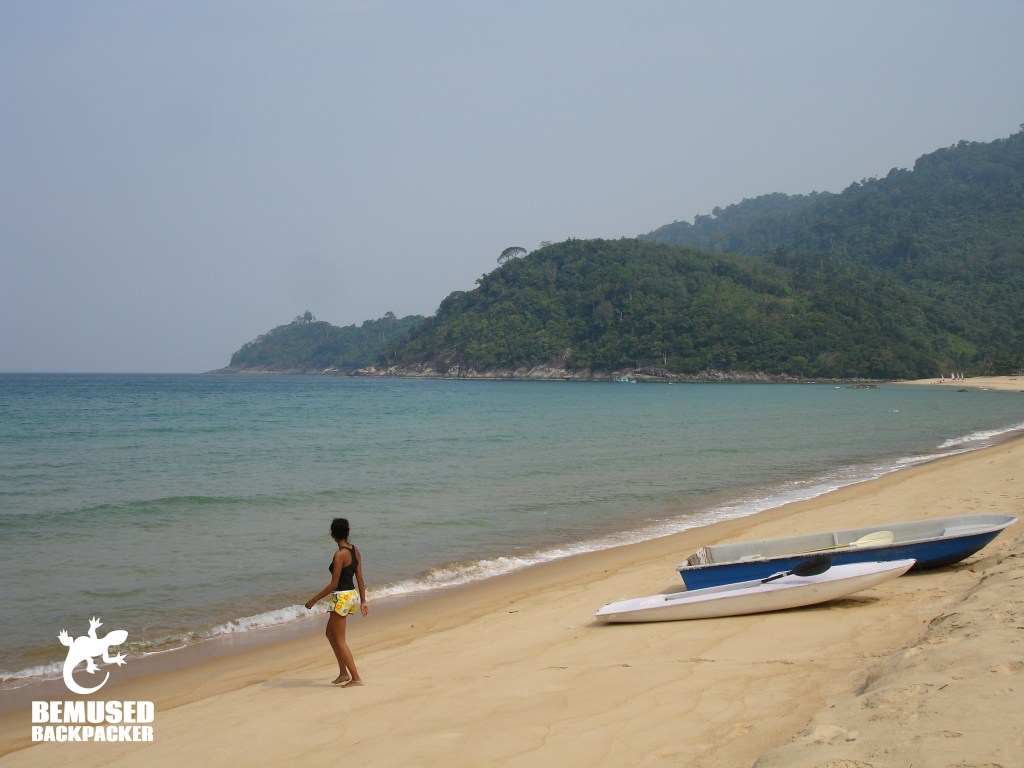 solo female backpacker safety