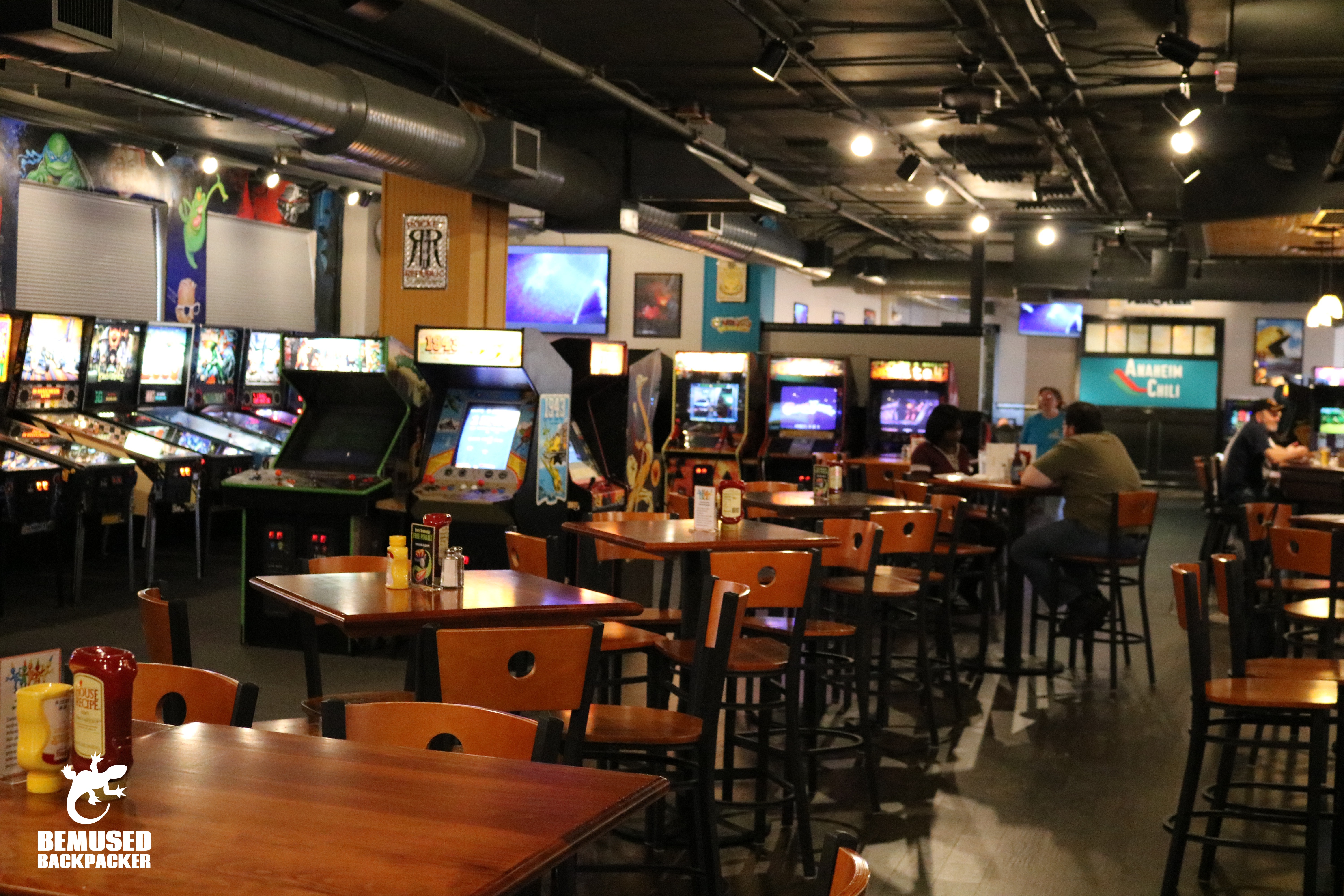 Pints and Pixels bar Huntsville Alabama